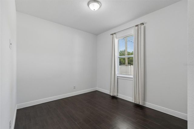 5803 N FREMONT AVENUE, Tampa, FL 33603