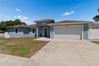 5803 N FREMONT AVENUE, Tampa, FL 33603