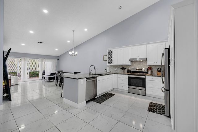 3575 Deer Creek Palladian Circle, Deerfield Beach, FL 33442