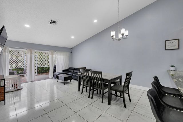 3575 Deer Creek Palladian Circle, Deerfield Beach, FL 33442