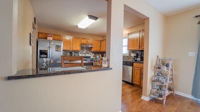 3759 W 72nd Avenue, Merrillville, IN 46410