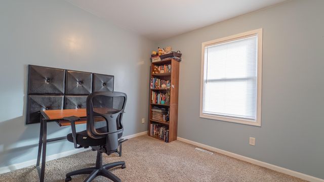 3759 W 72nd Avenue, Merrillville, IN 46410