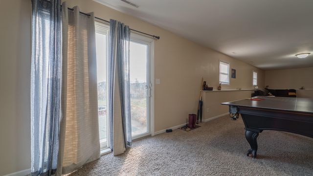 3759 W 72nd Avenue, Merrillville, IN 46410