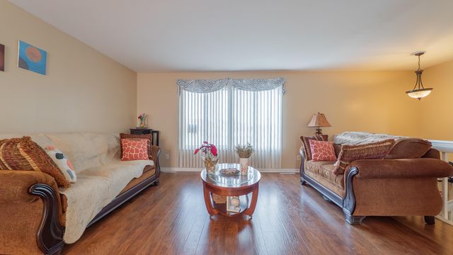 3759 W 72nd Avenue, Merrillville, IN 46410