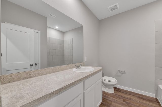 310 Crayfish Drive, Crosby, TX 77532