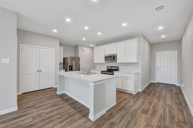 310 Crayfish Drive, Crosby, TX 77532