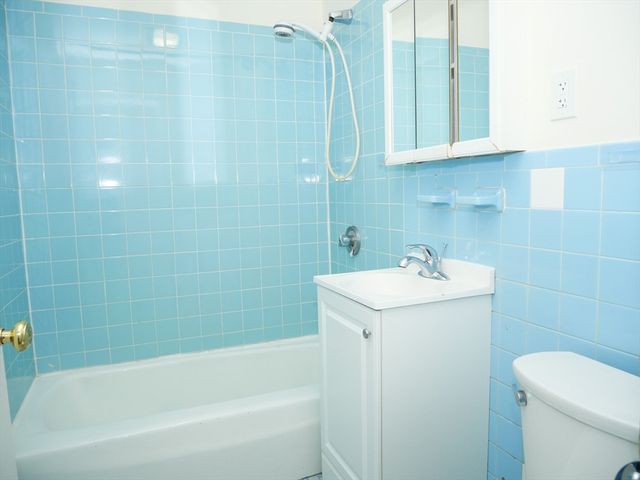 1039 Commonwealth Ave 26, Boston, MA 02215