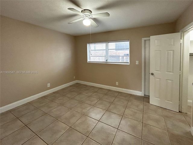 715 NE 6th St 2, Fort Lauderdale, FL 33304