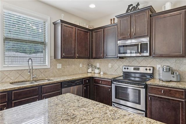 77 Franklin Street, Braselton, GA 30517