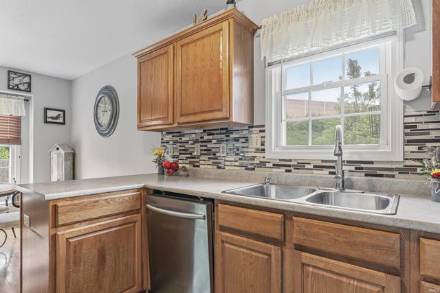 505 Wolverton Drive, Fort Wayne, IN 46825