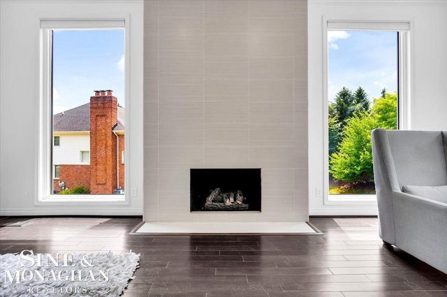 1289 Creek Pointe Drive, Rochester, MI 48307