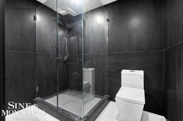 1289 Creek Pointe Drive, Rochester, MI 48307