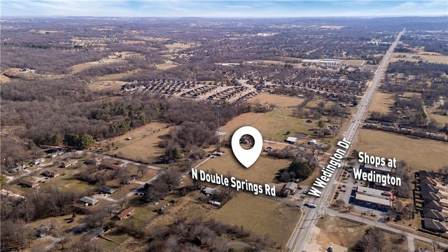 6390 W Wedington Drive, Fayetteville, AR 72704