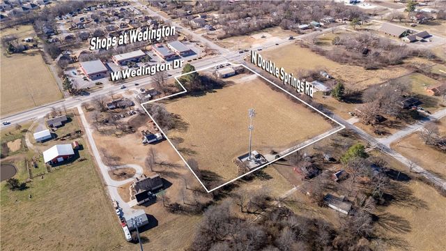 6390 W Wedington Drive, Fayetteville, AR 72704