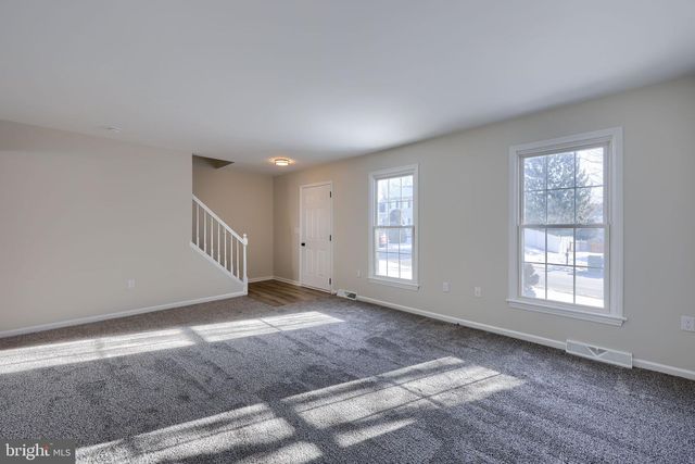 10 STEEPLE AVE, Red Lion, PA 17356