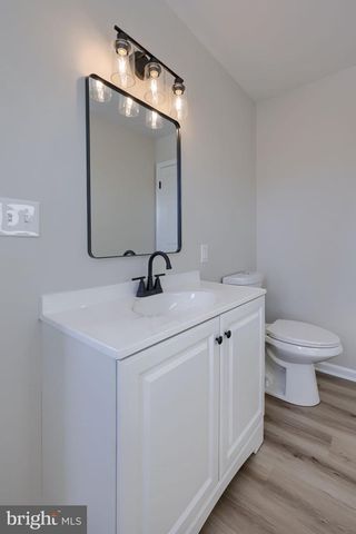 10 STEEPLE AVE, Red Lion, PA 17356