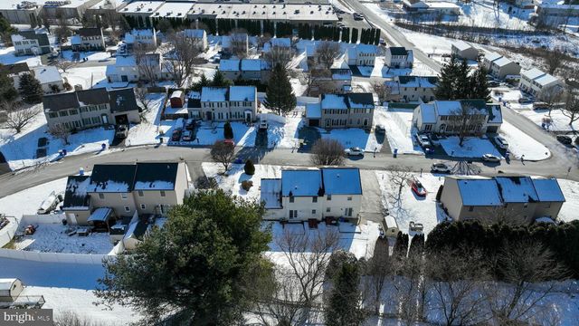 10 STEEPLE AVE, Red Lion, PA 17356