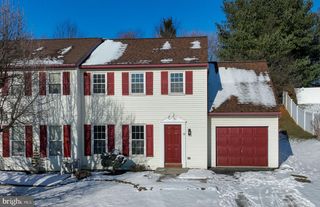 10 STEEPLE AVE, Red Lion, PA 17356