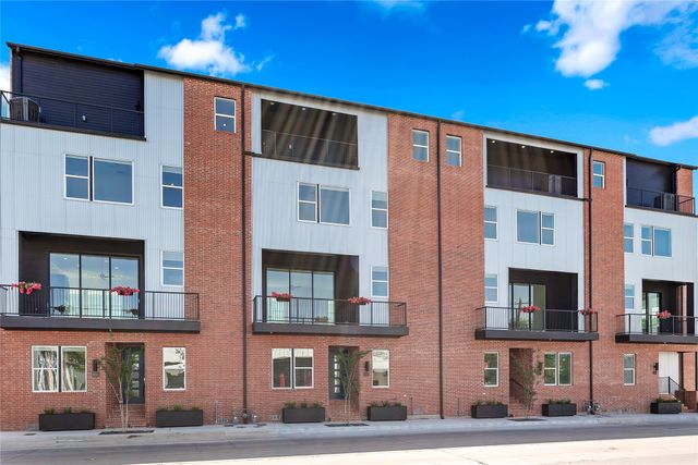 211 Carroll Street, Fort Worth, TX 76107