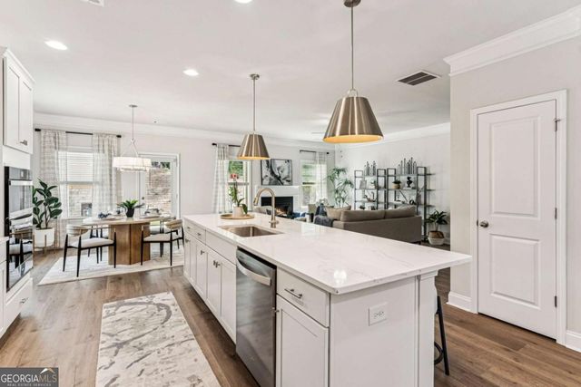 5557 Keswick Drive, Flowery Branch, GA 30542