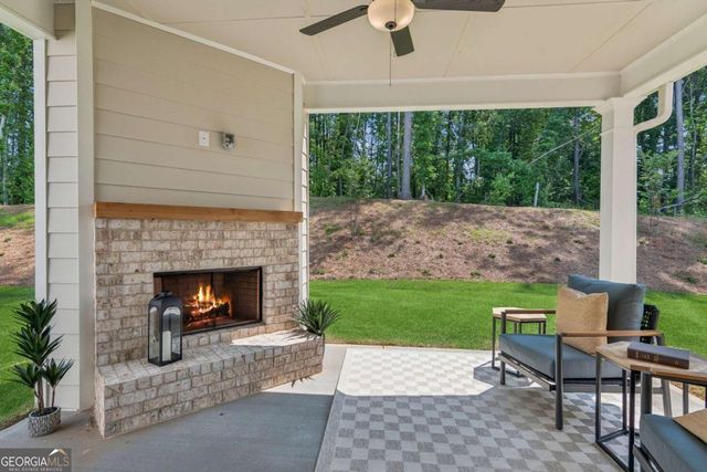 5557 Keswick Drive, Flowery Branch, GA 30542