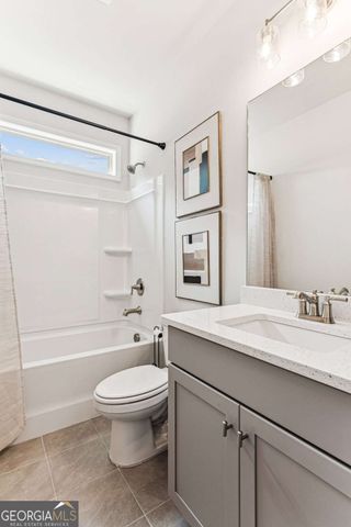 5557 Keswick Drive, Flowery Branch, GA 30542