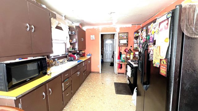 802 First Avenue, Monett, MO 65708