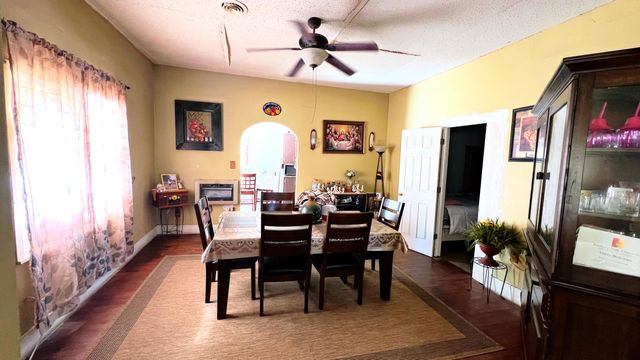 802 First Avenue, Monett, MO 65708