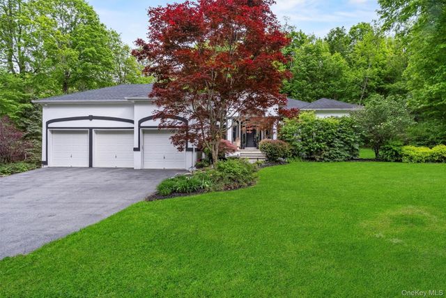 44 Carol Lane, Poughquag, NY 12570