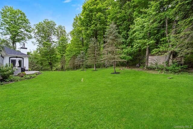 44 Carol Lane, Poughquag, NY 12570