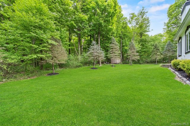 44 Carol Lane, Poughquag, NY 12570