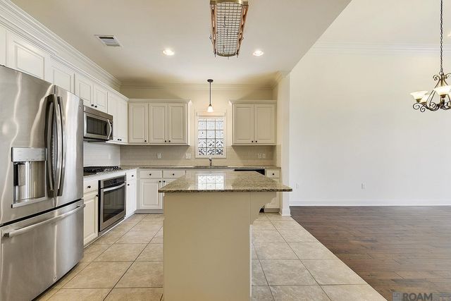 3163 Hudson Park Dr, Baton Rouge, LA 70810