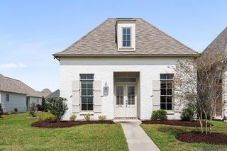 3163 Hudson Park Dr, Baton Rouge, LA 70810