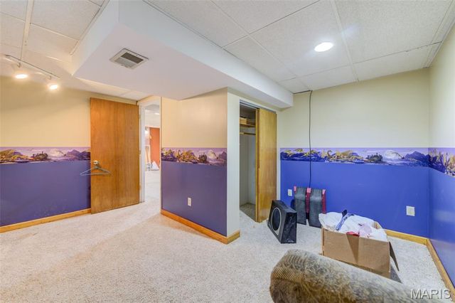 435 Slusser Lane, Florissant, MO 63031