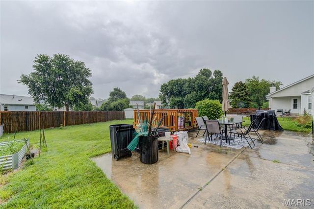 435 Slusser Lane, Florissant, MO 63031
