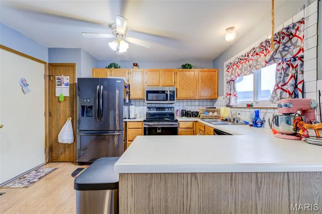 435 Slusser Lane, Florissant, MO 63031