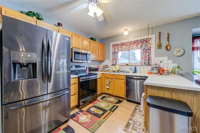 435 Slusser Lane, Florissant, MO 63031