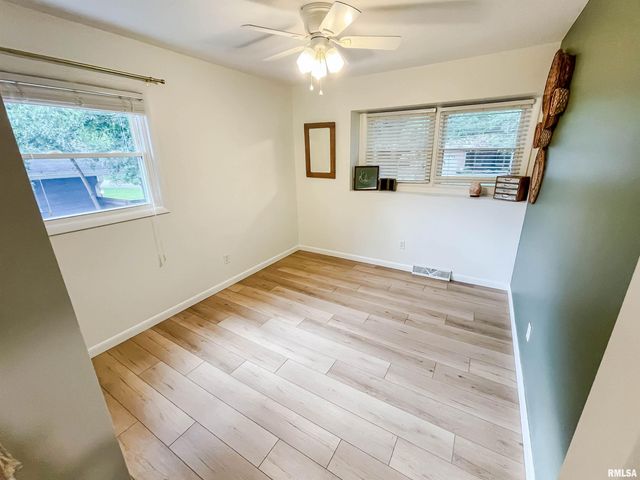 505 WINGATE Drive, Sherman, IL 62684