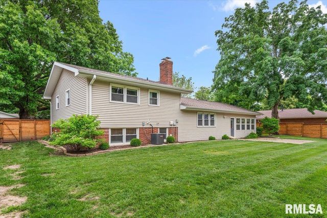 505 WINGATE Drive, Sherman, IL 62684