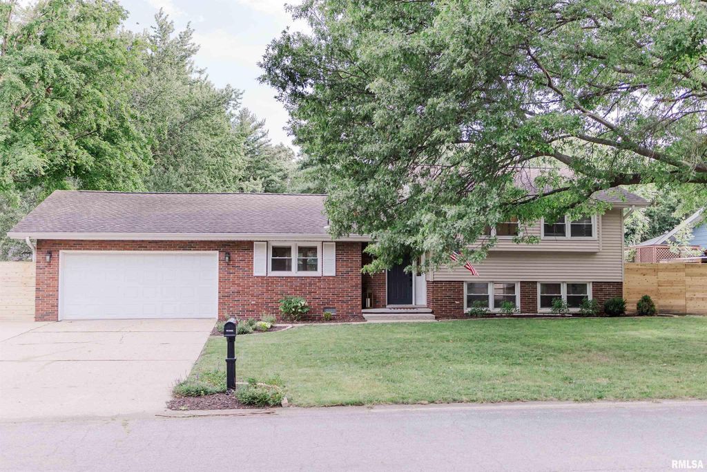 505 WINGATE Drive, Sherman, IL 62684