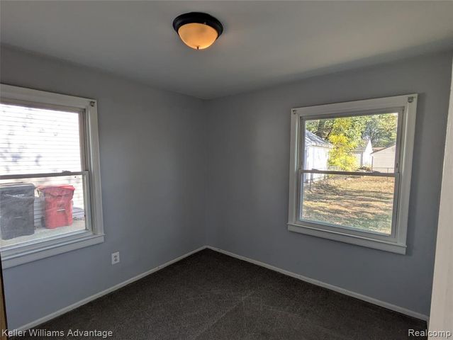 27130 Woodmont Street, Roseville, MI 48066