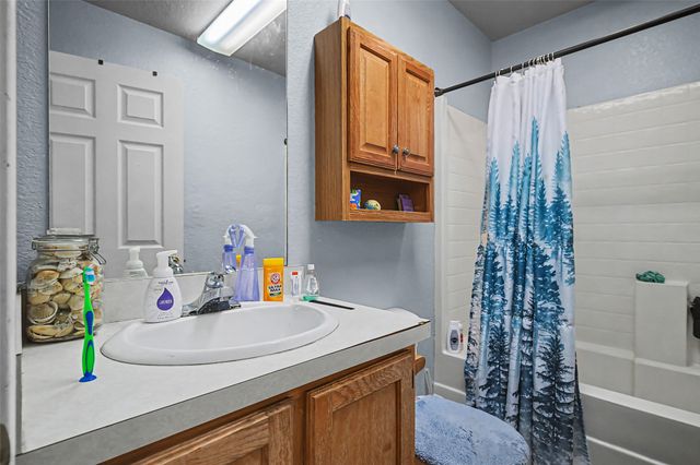 707 Shady Grove Court, Granbury, TX 76049