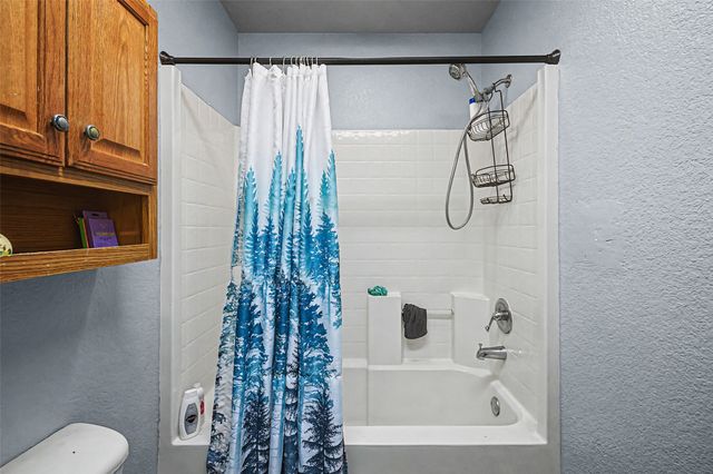 707 Shady Grove Court, Granbury, TX 76049