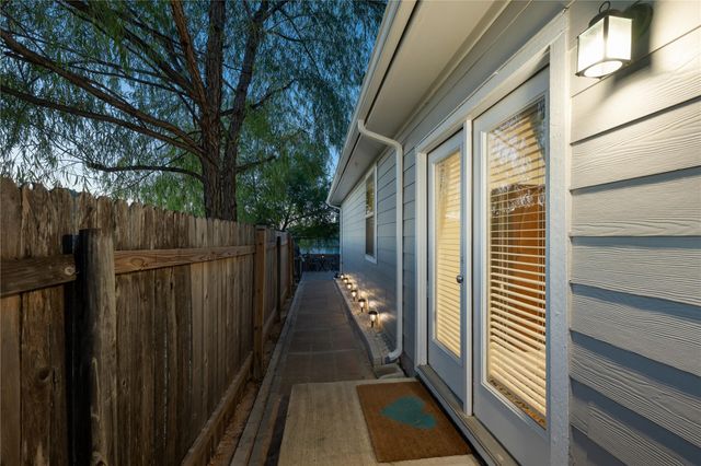 326 Pearl WAY, Buda, TX 78610
