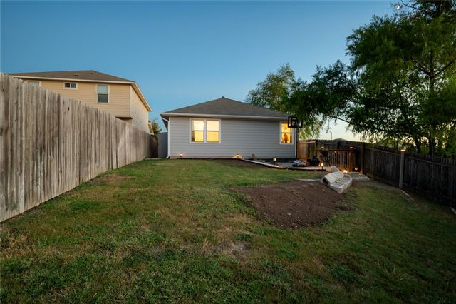 326 Pearl WAY, Buda, TX 78610