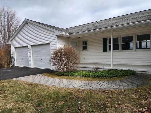 5073 Foster Road, Canandaigua Town, NY 14424