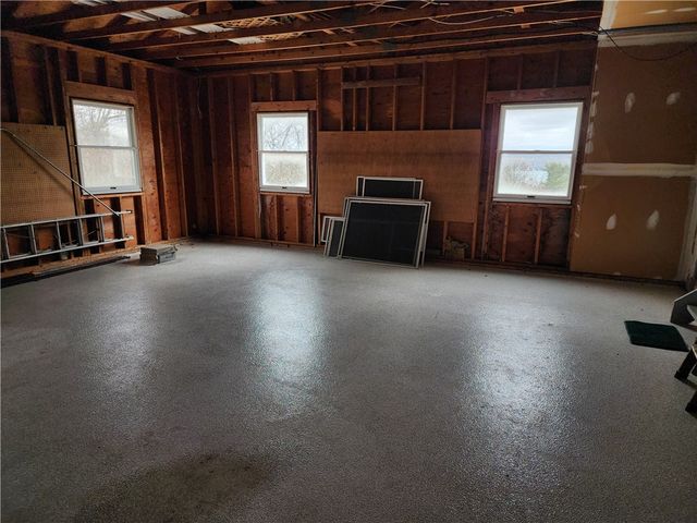 5073 Foster Road, Canandaigua Town, NY 14424