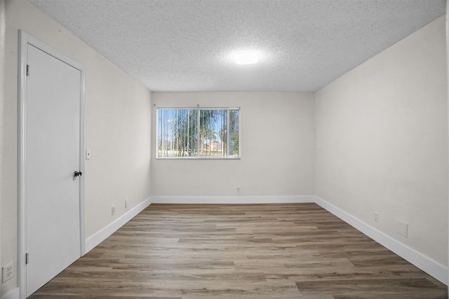 12730 Vista Isles Dr 821, Plantation, FL 33325