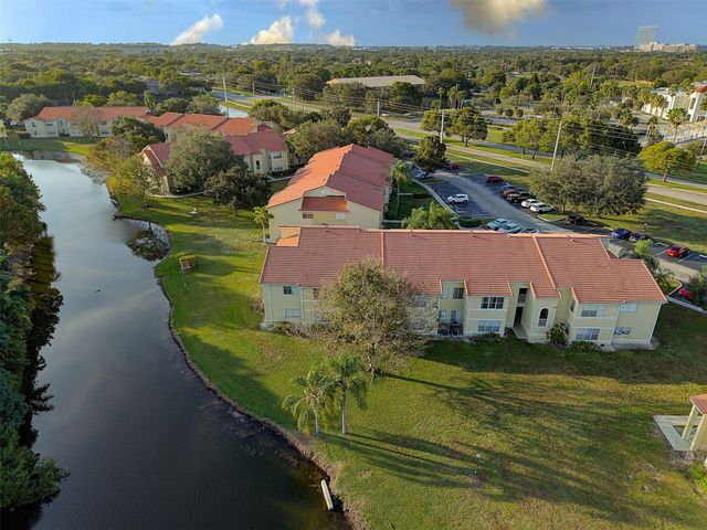 12730 Vista Isles Dr 821, Plantation, FL 33325