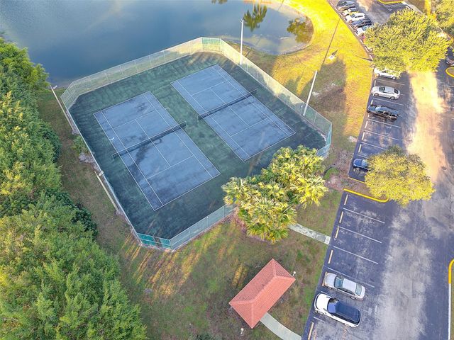 12730 Vista Isles Dr 821, Plantation, FL 33325